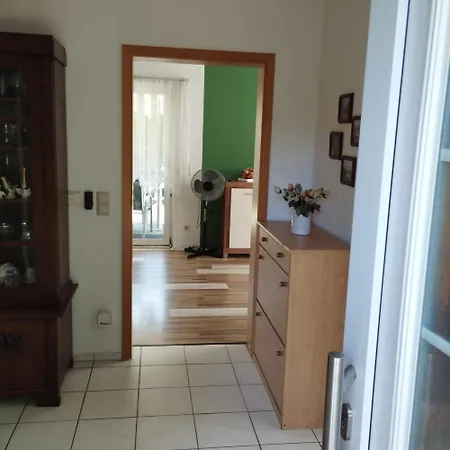 Holiday home Gaestehaus Falkensee, Nahe Berlin Mit Pool