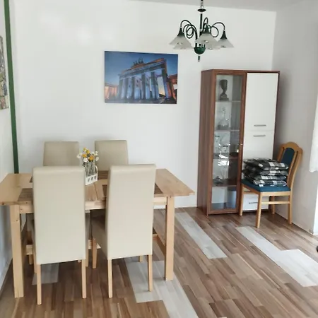 Holiday home Gaestehaus Falkensee, Nahe Berlin Mit Pool