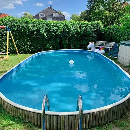 Holiday home Gaestehaus Falkensee, Nahe Berlin Mit Pool