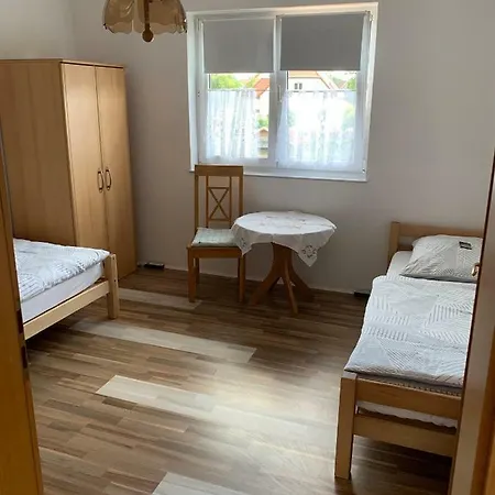 Holiday home Gaestehaus Falkensee, Nahe Berlin Mit Pool *